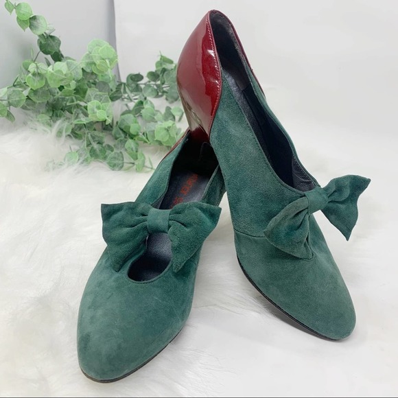 Charles Jourdan Shoes - Vintage Lux Charles Jourdan Green Suede Bow Pumps